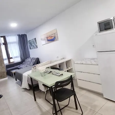 Playa De Canteras & Puerto Loft Apartmán *